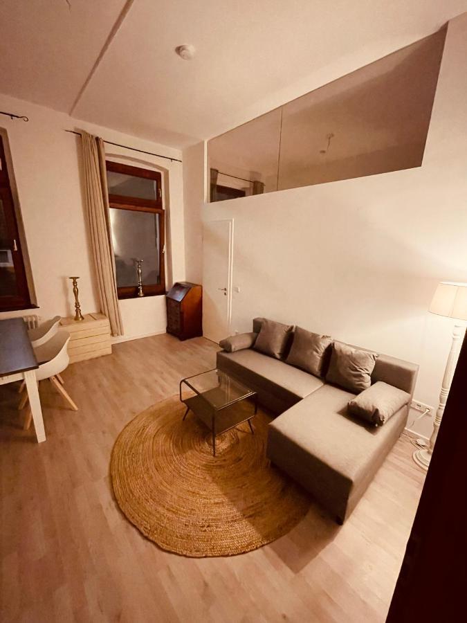 Retro Appartement Im Herzen Von Koeln Deutz Exteriör bild