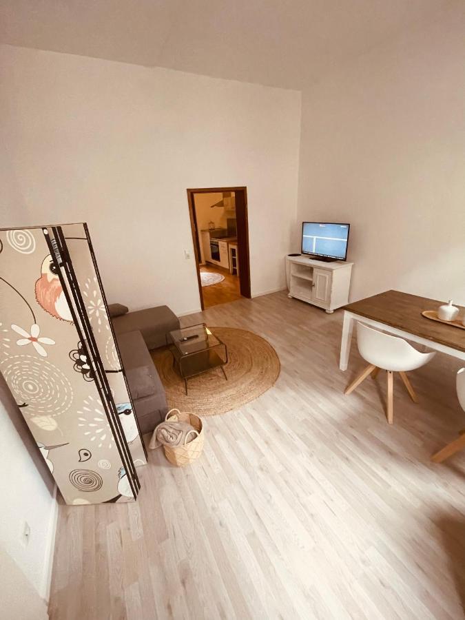 Retro Appartement Im Herzen Von Koeln Deutz Exteriör bild
